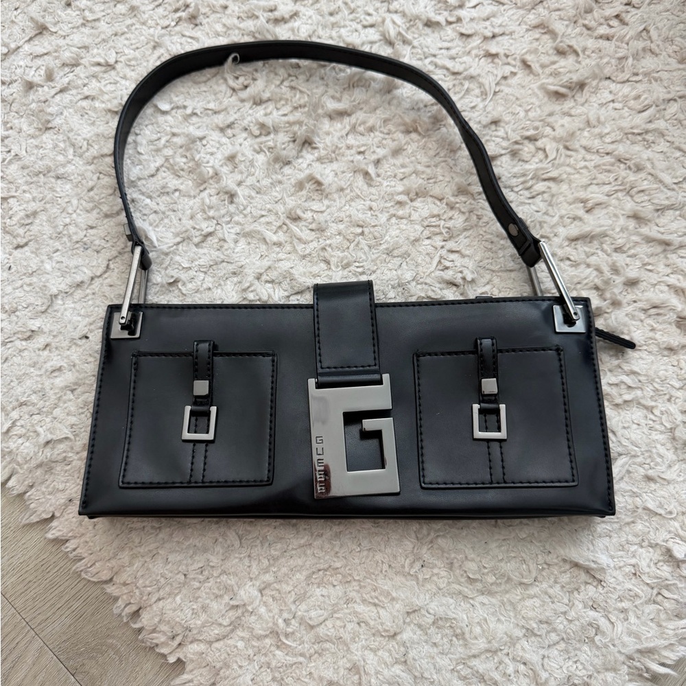 Vintage Guess baguette-style bag